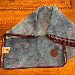 Gently used yoga mat towel